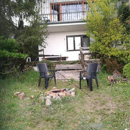 Holiday House Cervena Veza Piest'any Eksteriør bilde