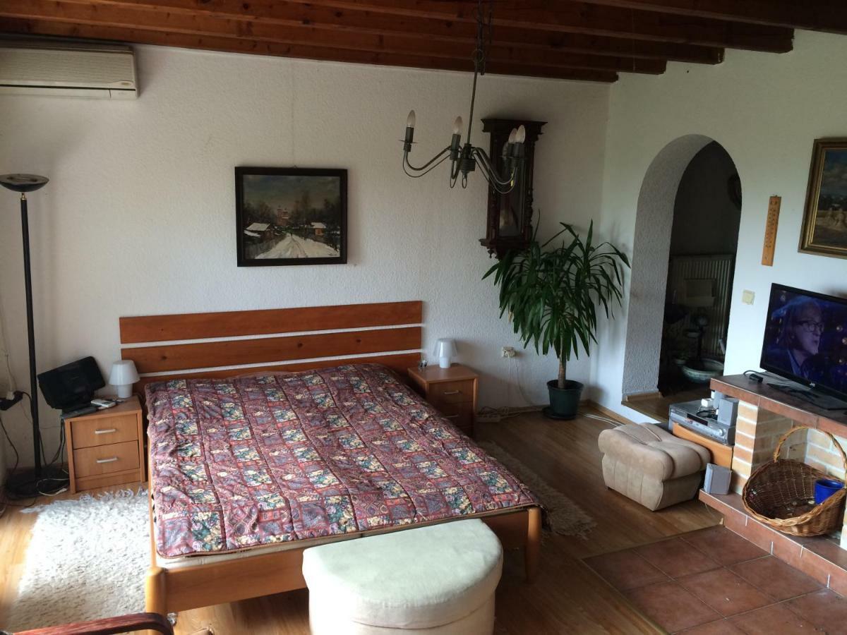 Holiday House Cervena Veza Piest'any Eksteriør bilde